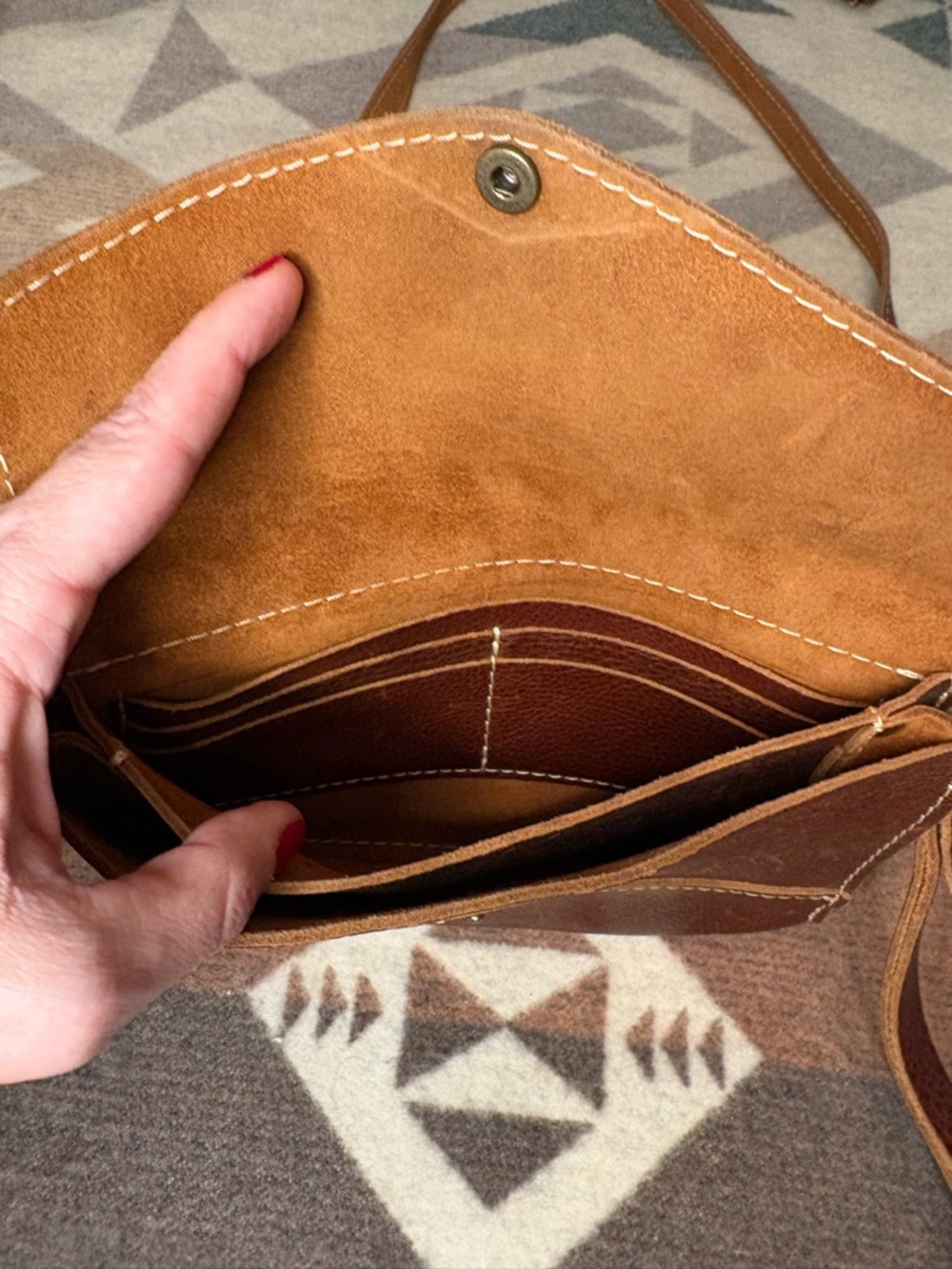 Portland Leather Two-Tone Brown Crossbody Wallet Bag - Picture 11 of 15